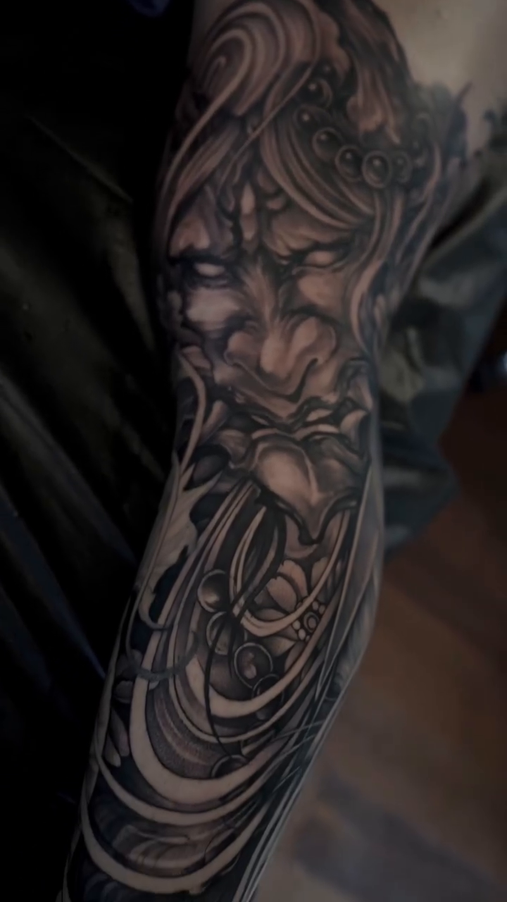 Tattoo by @jennal_wang — black_and_grey, realism
