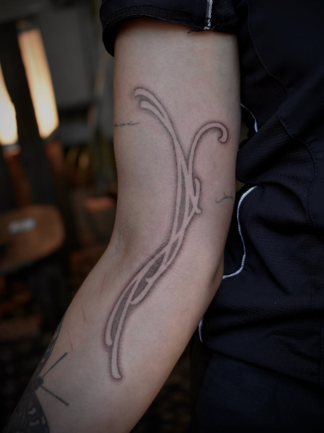 Tattoo by @hanmi.ink — fine_line, black_and_grey