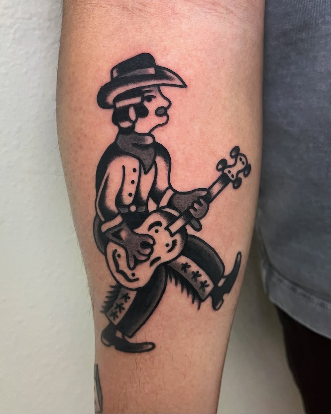 Tattoo by @tattoodust — american_traditional