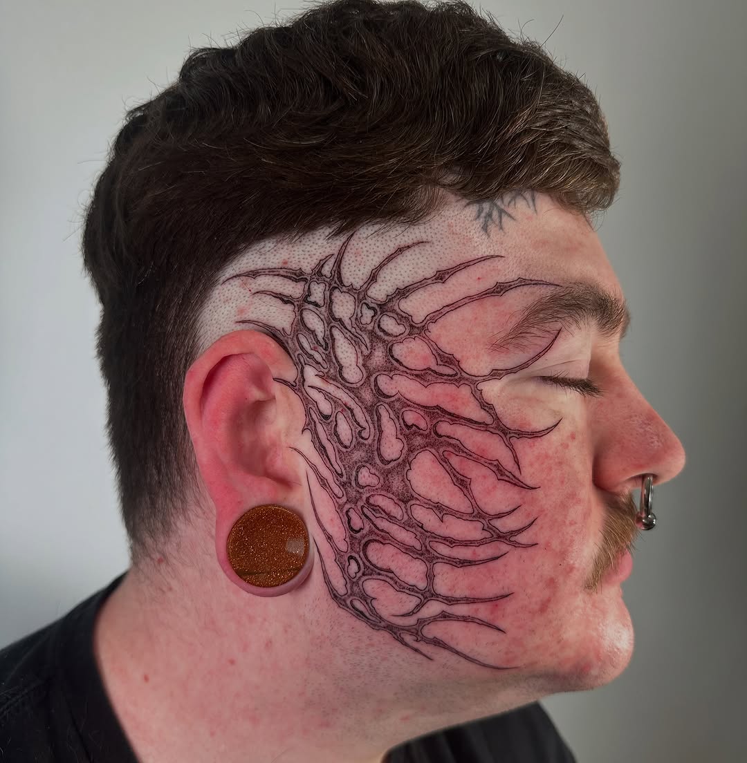 Tattoo by @sechisaiasz — blackwork, illustrative
