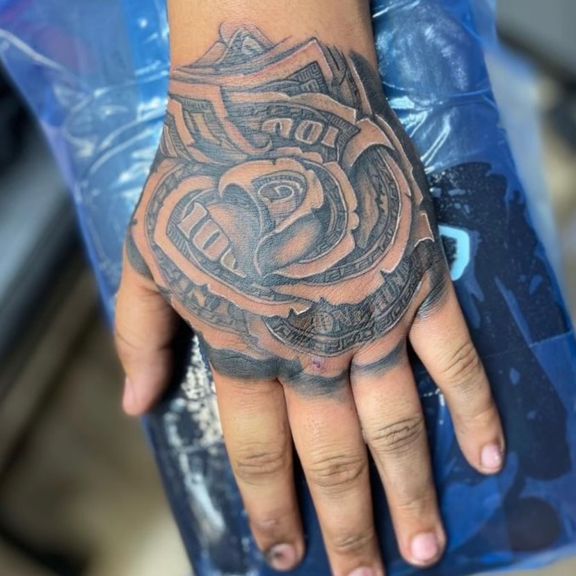 Tattoo by @tattoosxd__ — black_and_grey, realism