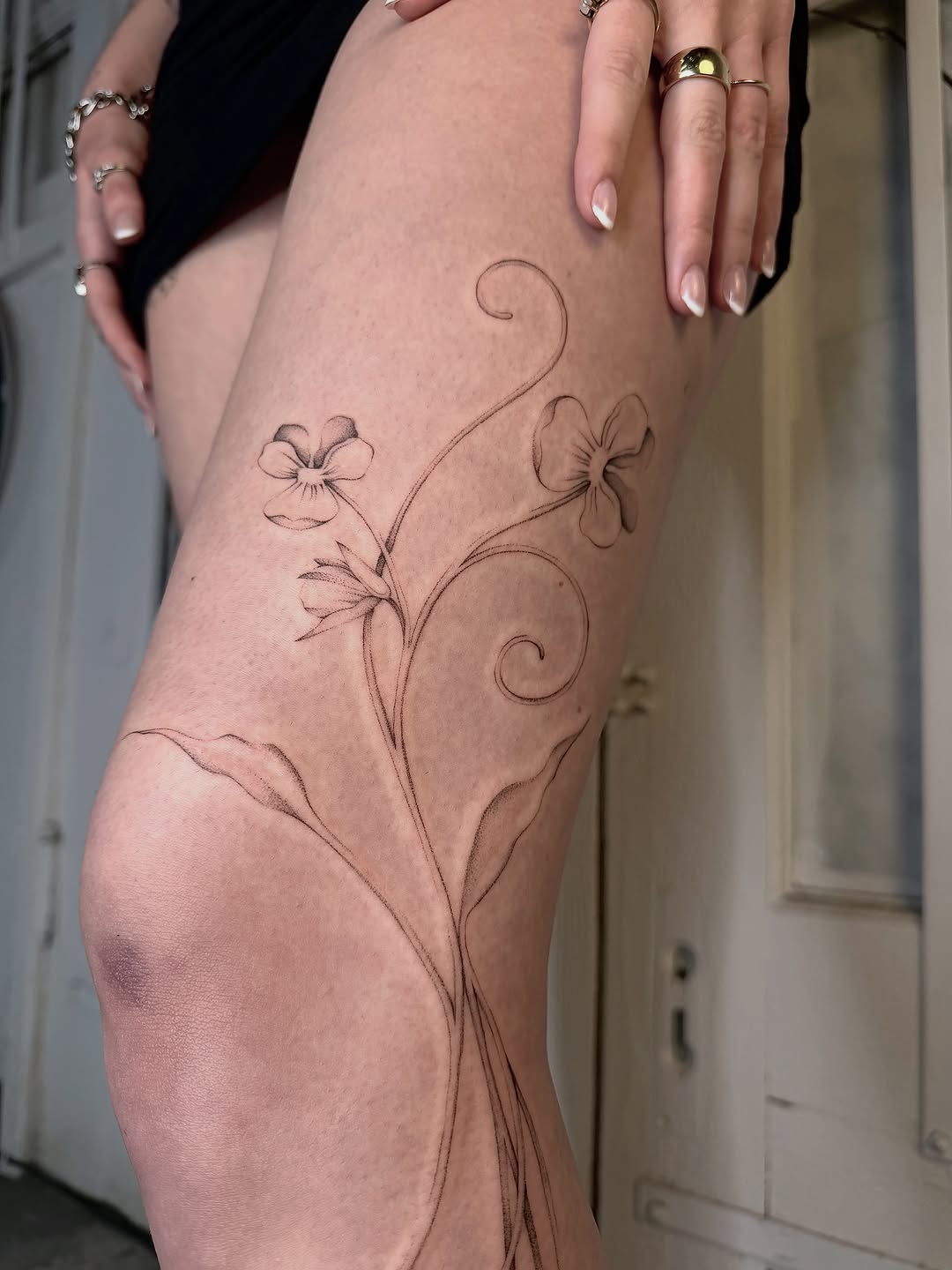 Tattoo by @druzyjewel — fine_line, dotwork