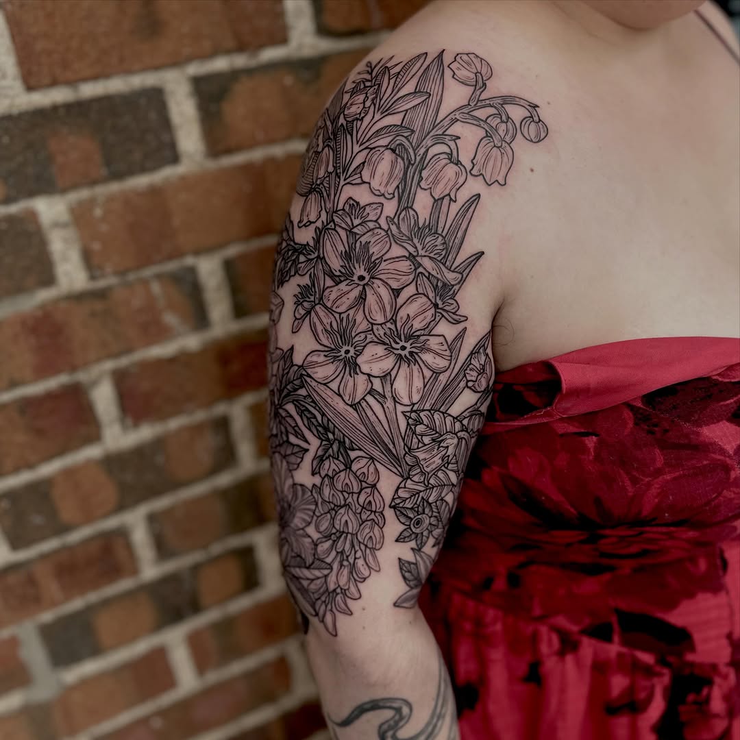 Tattoo by @shleeuhzahshade — black_and_grey