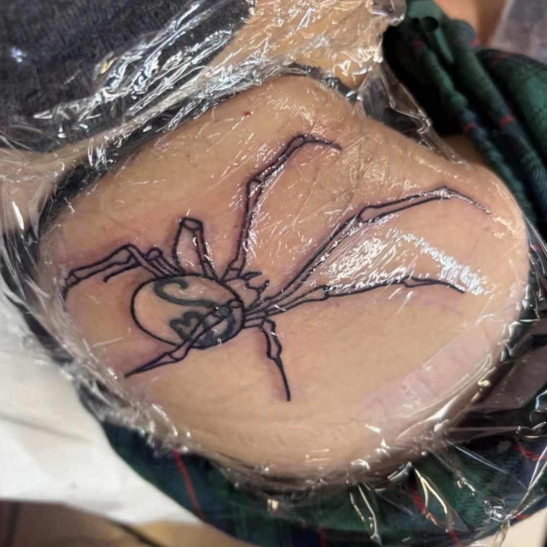 Tattoo by @katconiglioart β fine_line, black_and_grey