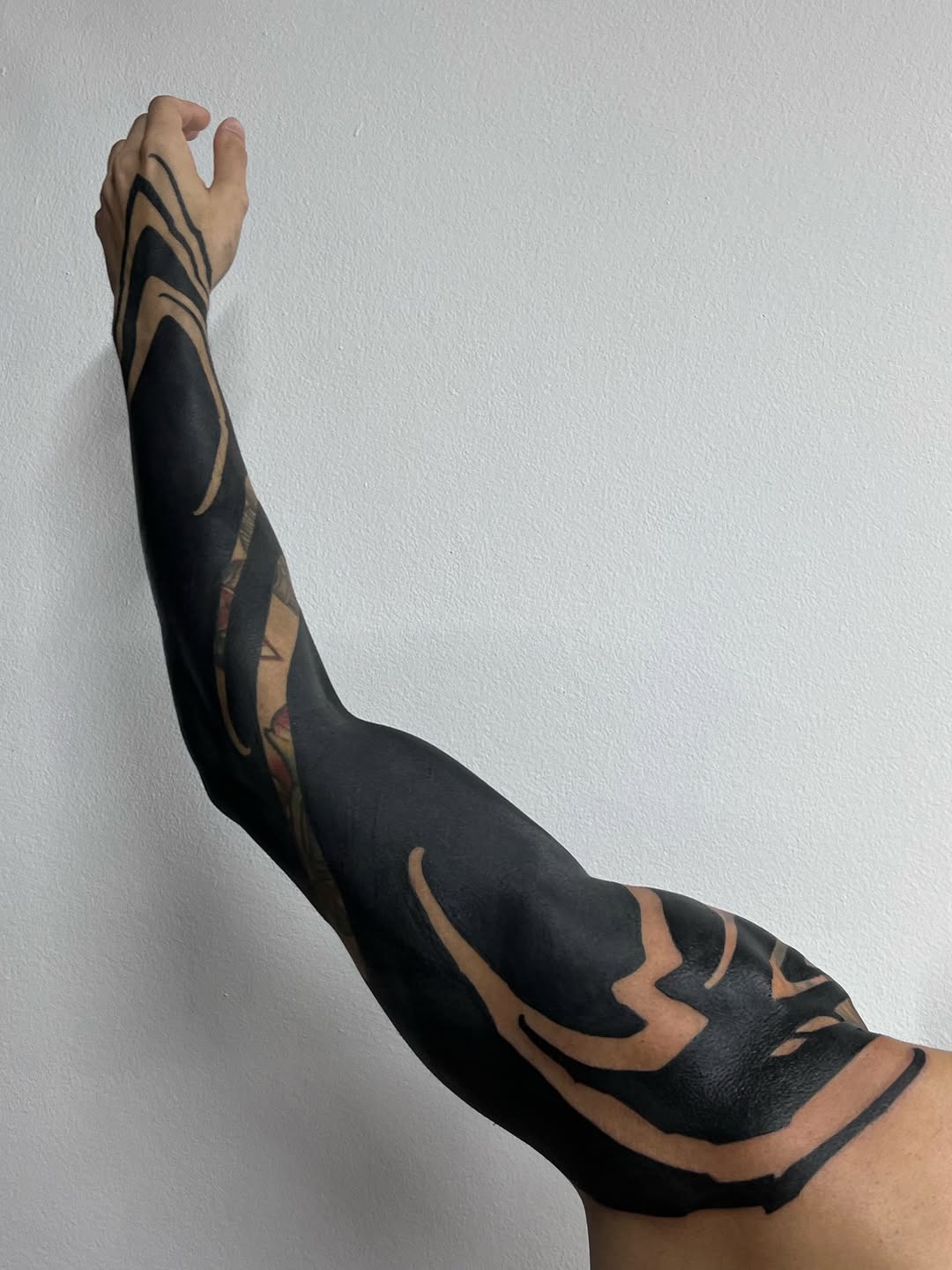 Tattoo by @betos.tattoo β blackwork