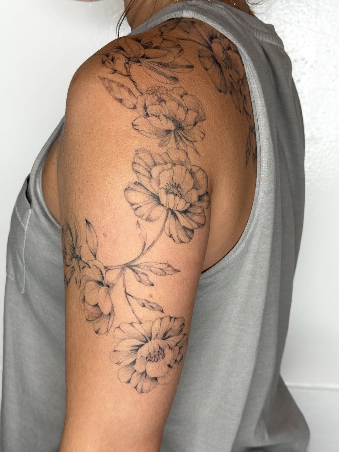Tattoo by @marlomarquisetattoo β illustrative, fine_line
