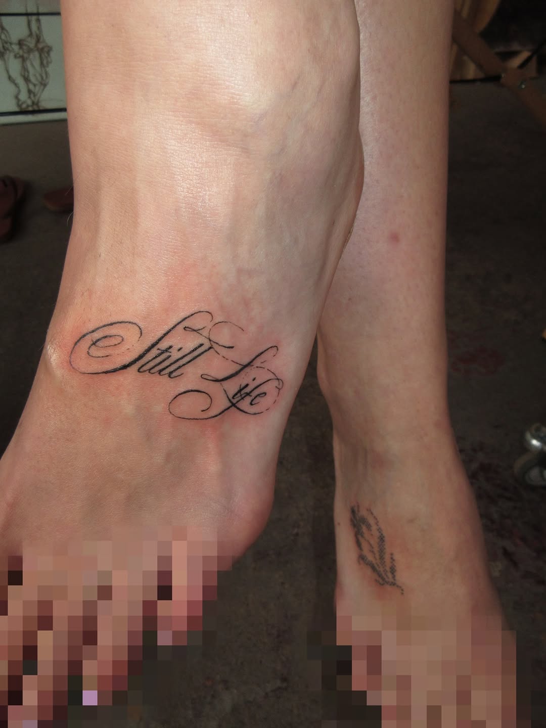 Tattoo by @bisabuelitatattoo — lettering_script, fine_line