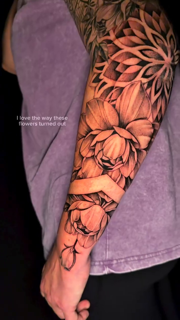 Tattoo by @sleeperzink — black_and_grey
