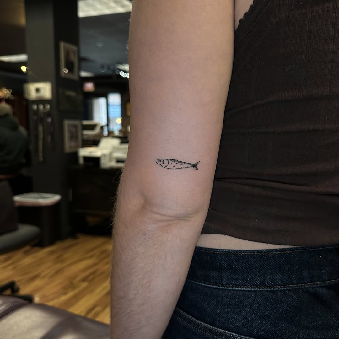 Tattoo by @leotattooartist β fine_line
