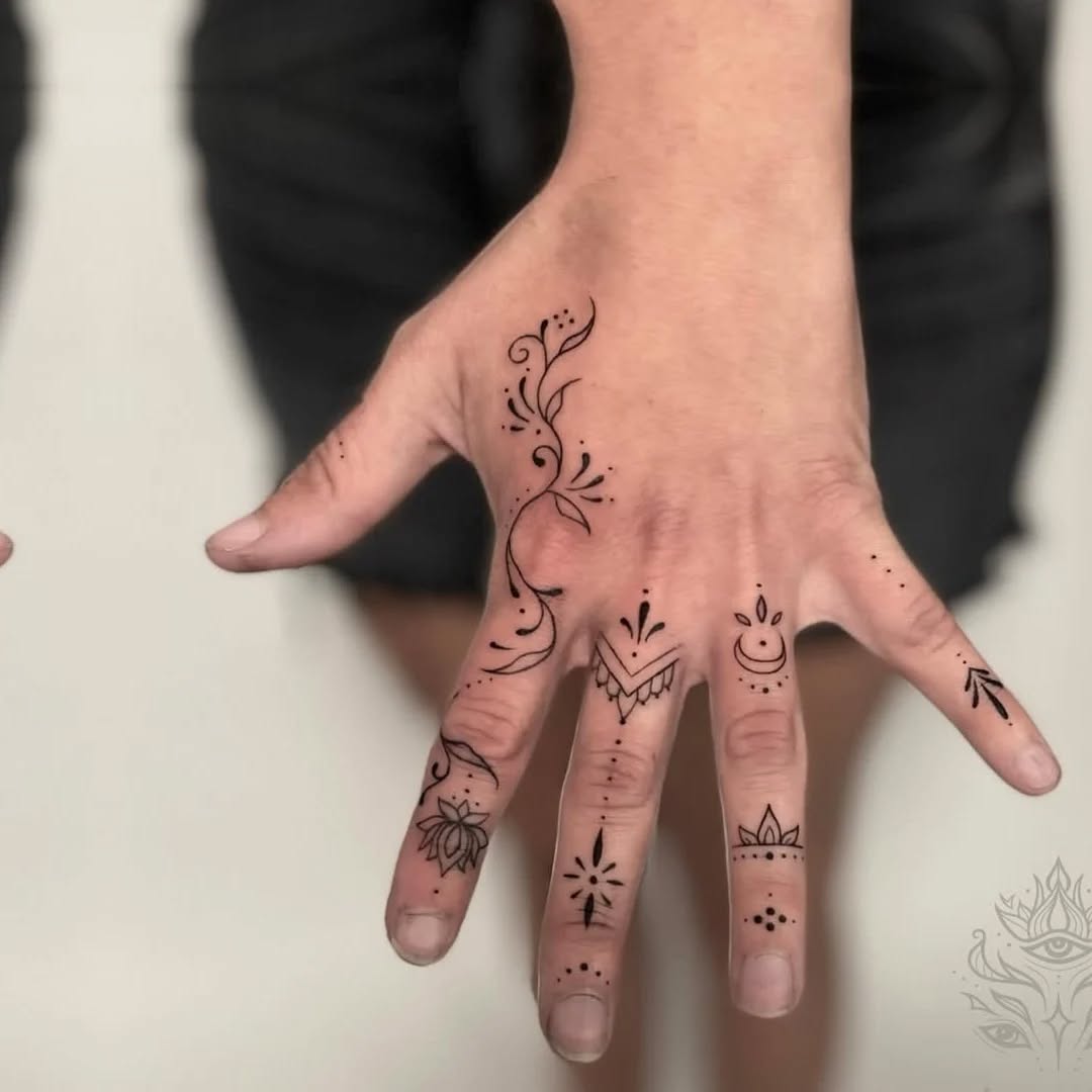 Tattoo by @donavon_batz — fine_line