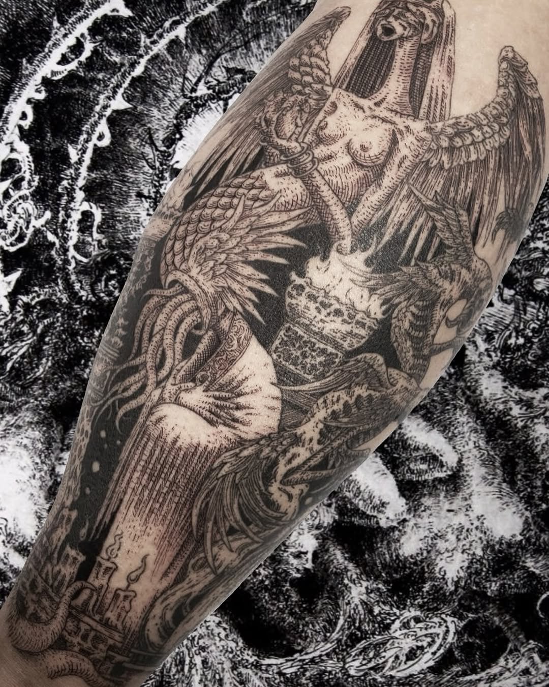 Tattoo by @kritrv — blackwork, illustrative