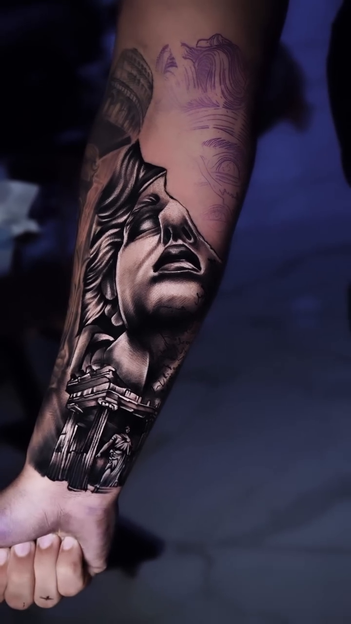Tattoo by @ronaldinktattoo — realism, black_and_grey