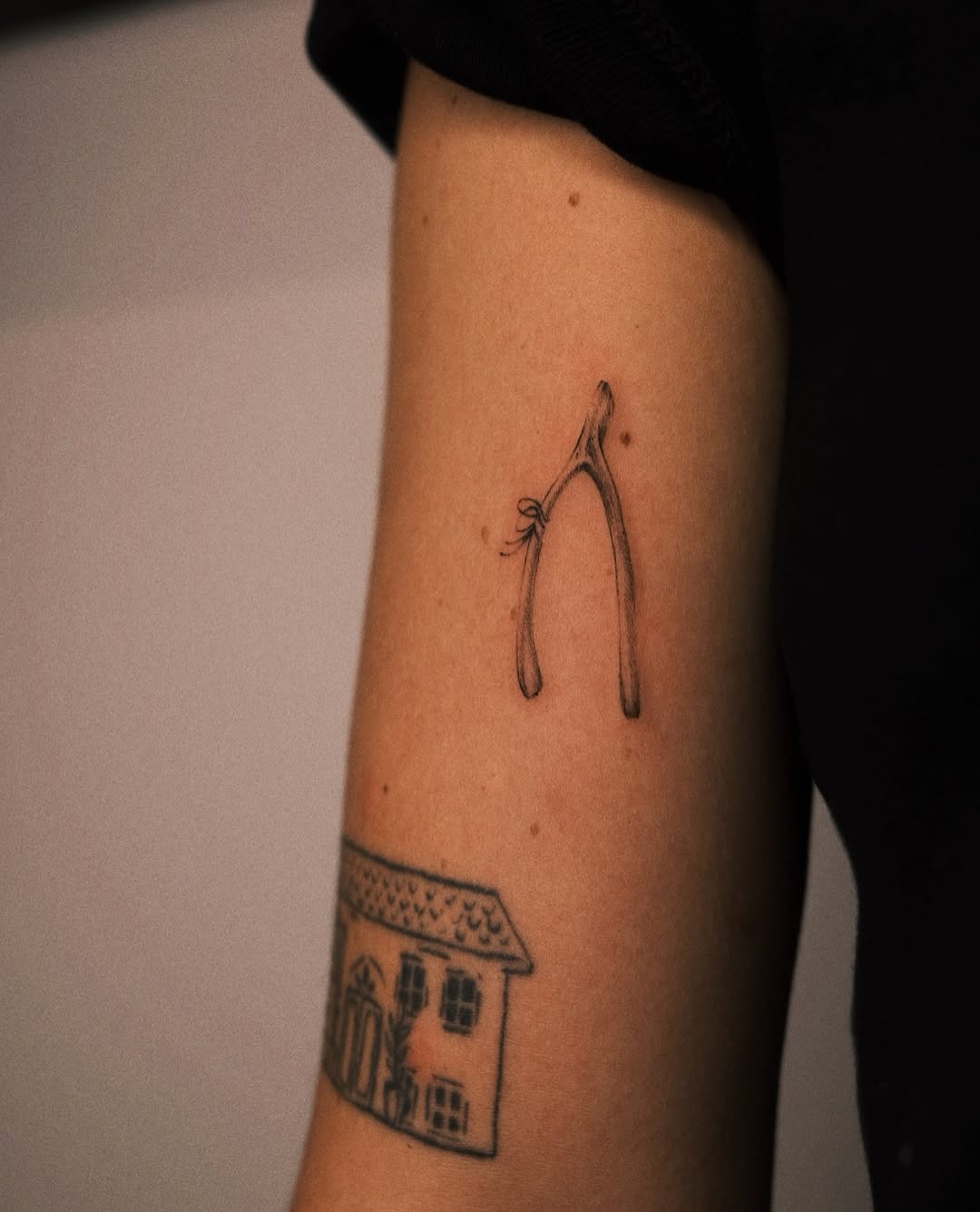 Tattoo by @ren.inks — fine_line, black_and_grey