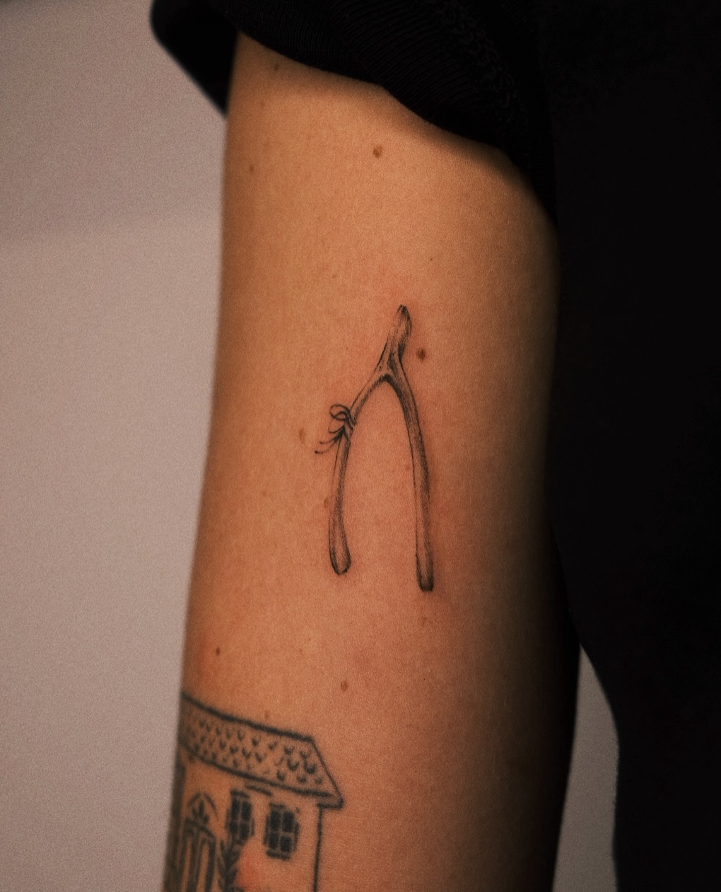 Tattoo by @ren.inks — fine_line