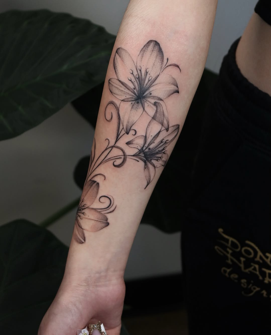 Tattoo by @bails.artt β black_and_grey, realism