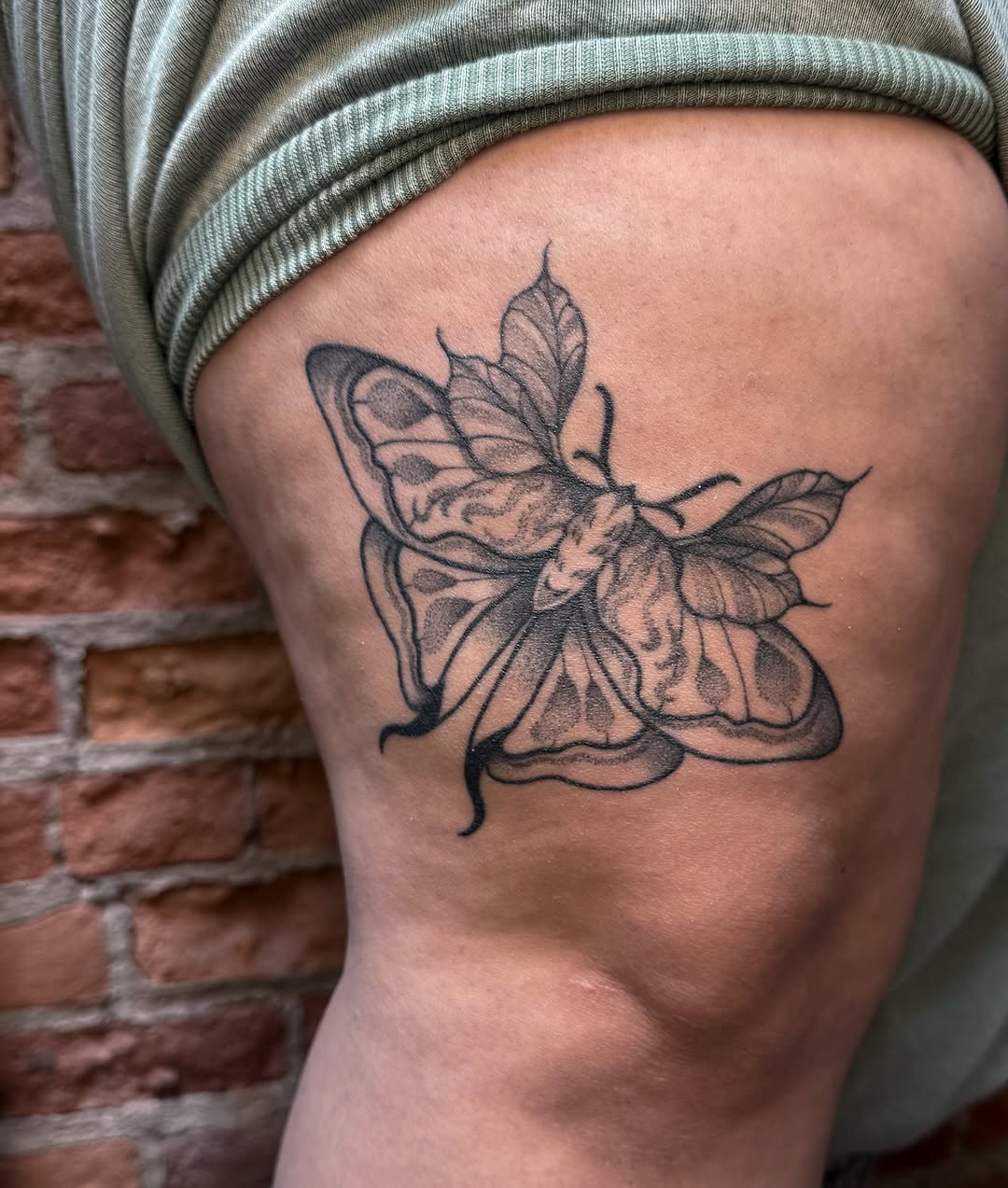 Tattoo by @jessbloomtattoo — black_and_grey