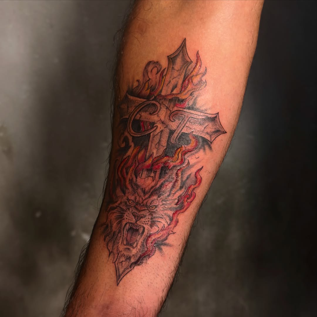 Tattoo by @inkandlilys — black_and_grey