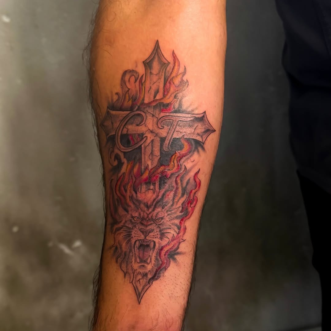 Tattoo by @inkandlilys — black_and_grey