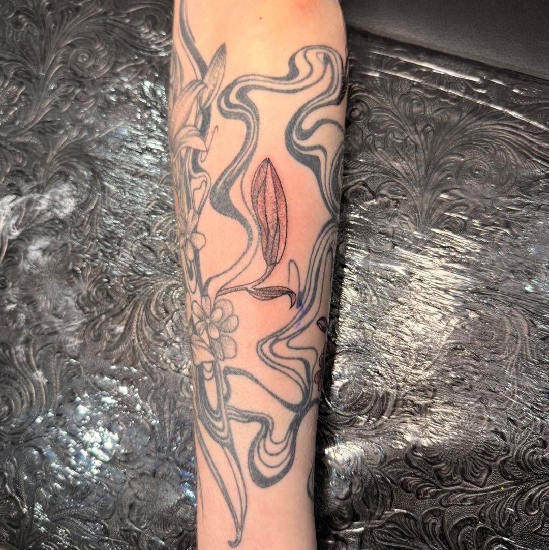 Tattoo by @artby_destiny_ — illustrative, fine_line