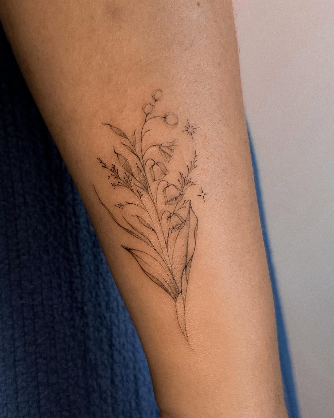 Tattoo by @alina.tattoo.ink — fine_line