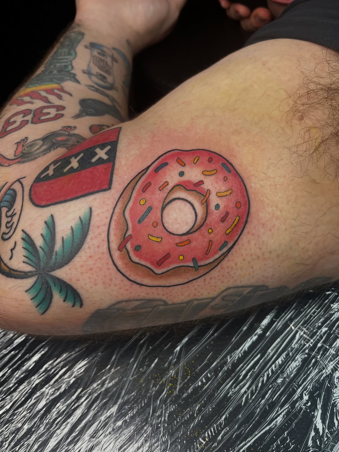 Tattoo by @_gwen.ink — american_traditional, illustrative