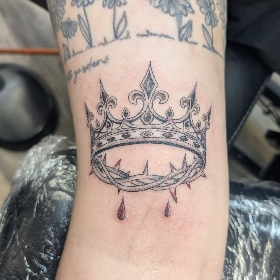 Tattoo by @taliaz_tattoos โ black_and_grey