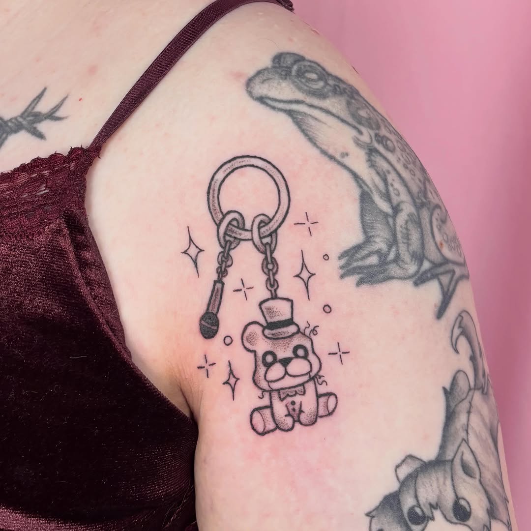 Tattoo by @maemoon.tattoo β fine_line, black_and_grey
