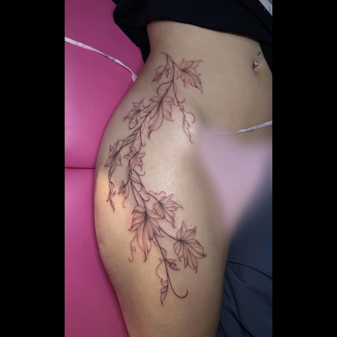 Tattoo by @teryn_shitup — fine_line