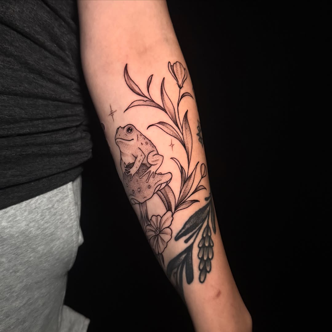 Tattoo by @goldenmagtattoo — black_and_grey