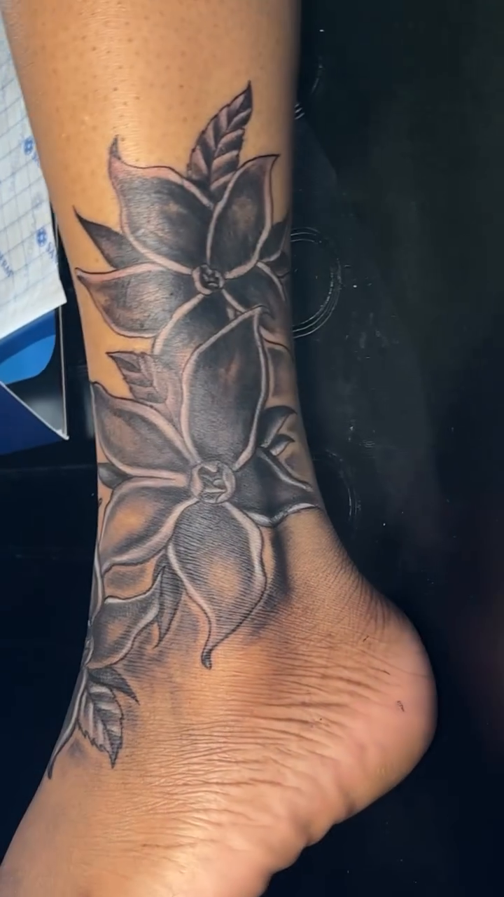Tattoo by @bodycanvasink_ — black_and_grey