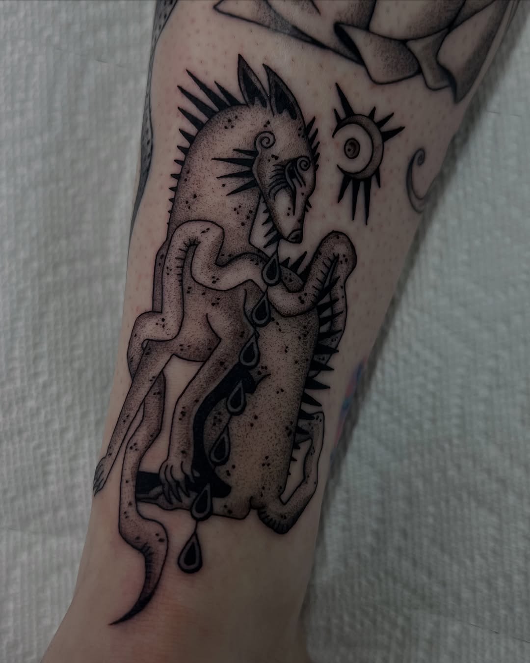 Tattoo by @onionrot — black_and_grey, dotwork