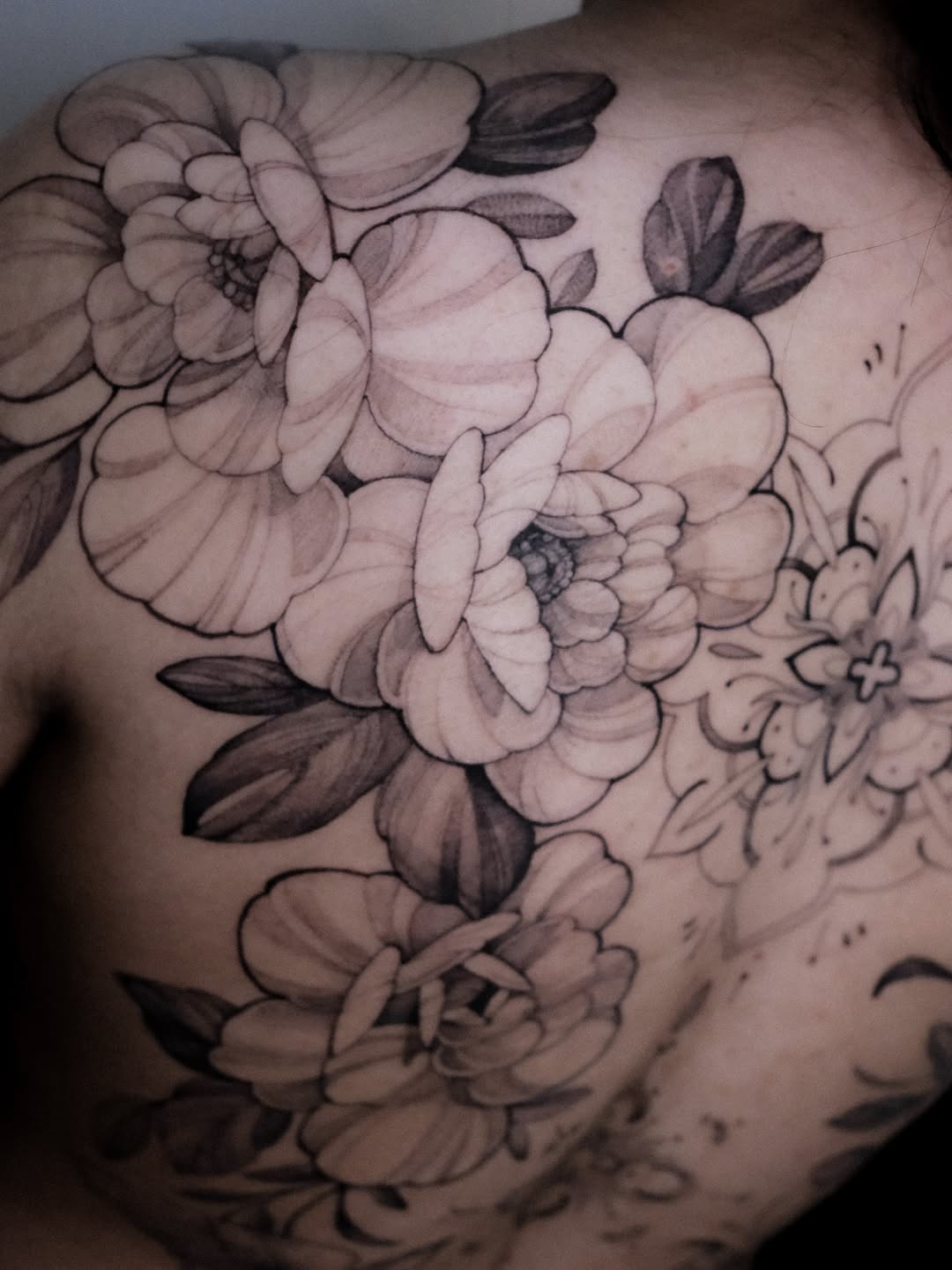 Tattoo by @zozutattoo β black_and_grey, realism