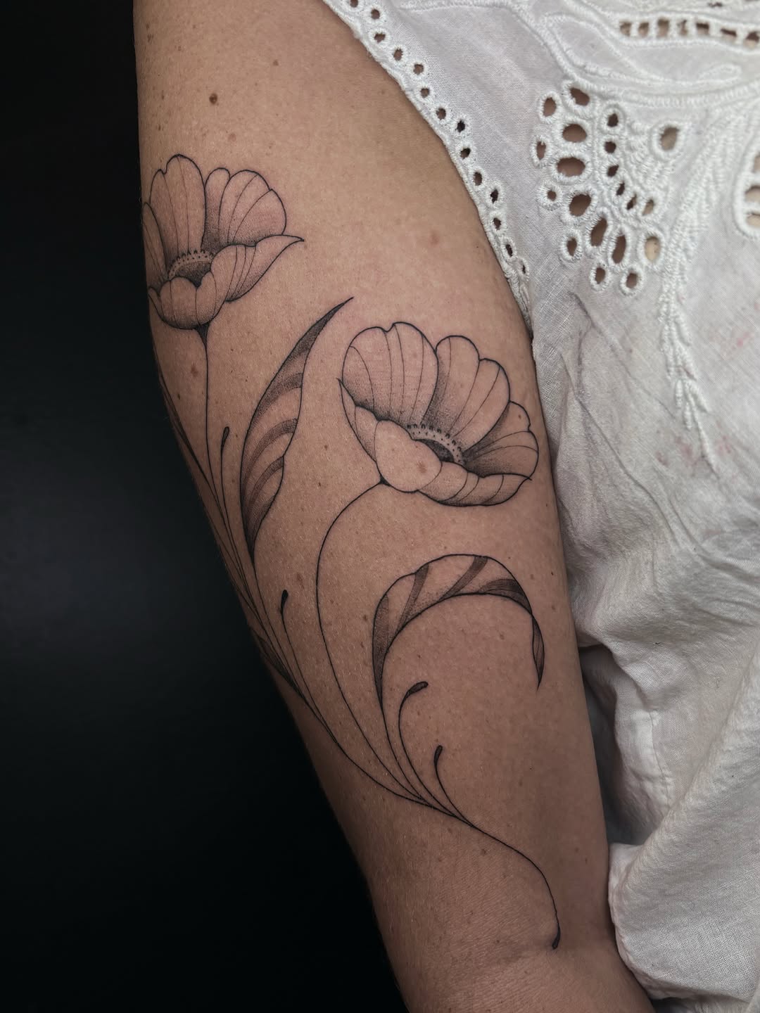 Tattoo by @harmonytattoo_ — fine_line, black_and_grey