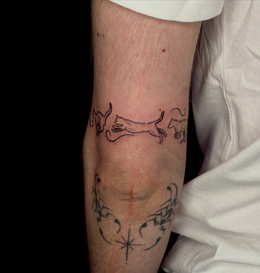 Tattoo by @tattylongleg — fine_line