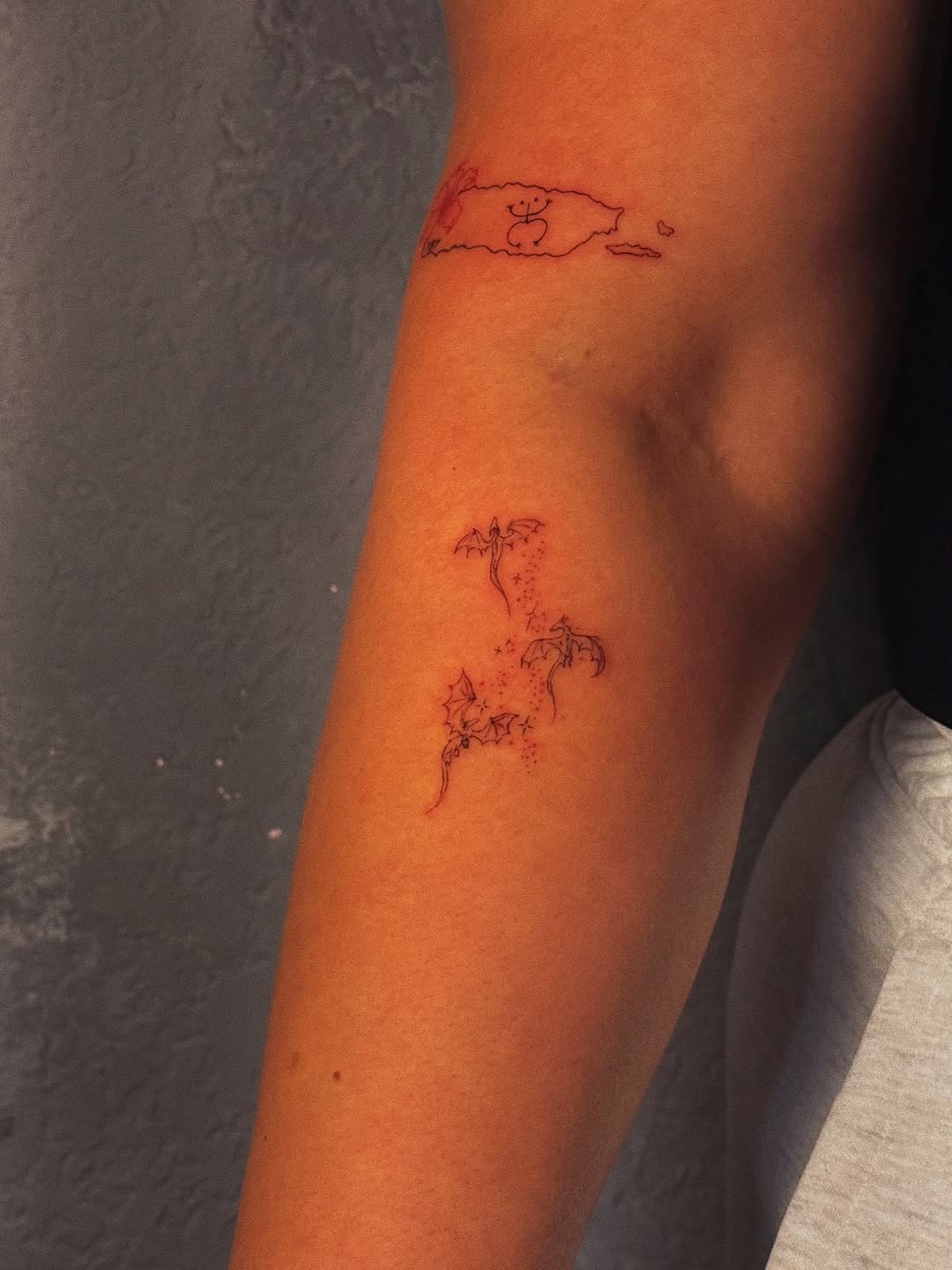 Tattoo by @inkduartetattoo — fine_line, minimalist