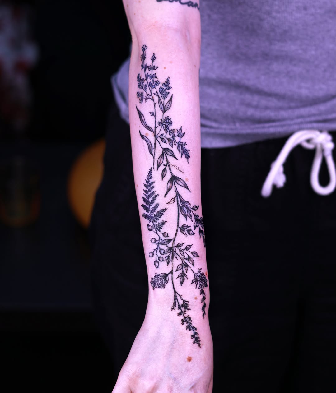 Tattoo by @artbyzotsenko โ fine_line