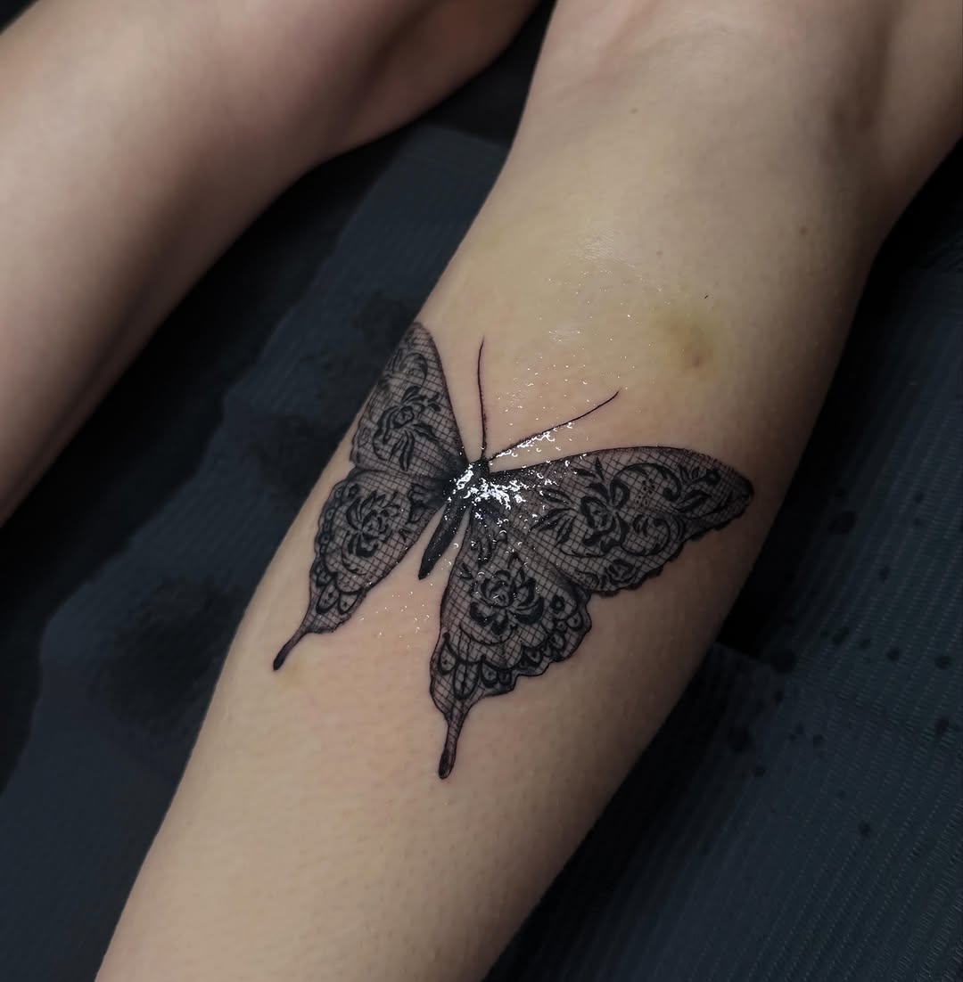 Tattoo by @angelbabyj.tattoos — fine_line, black_and_grey