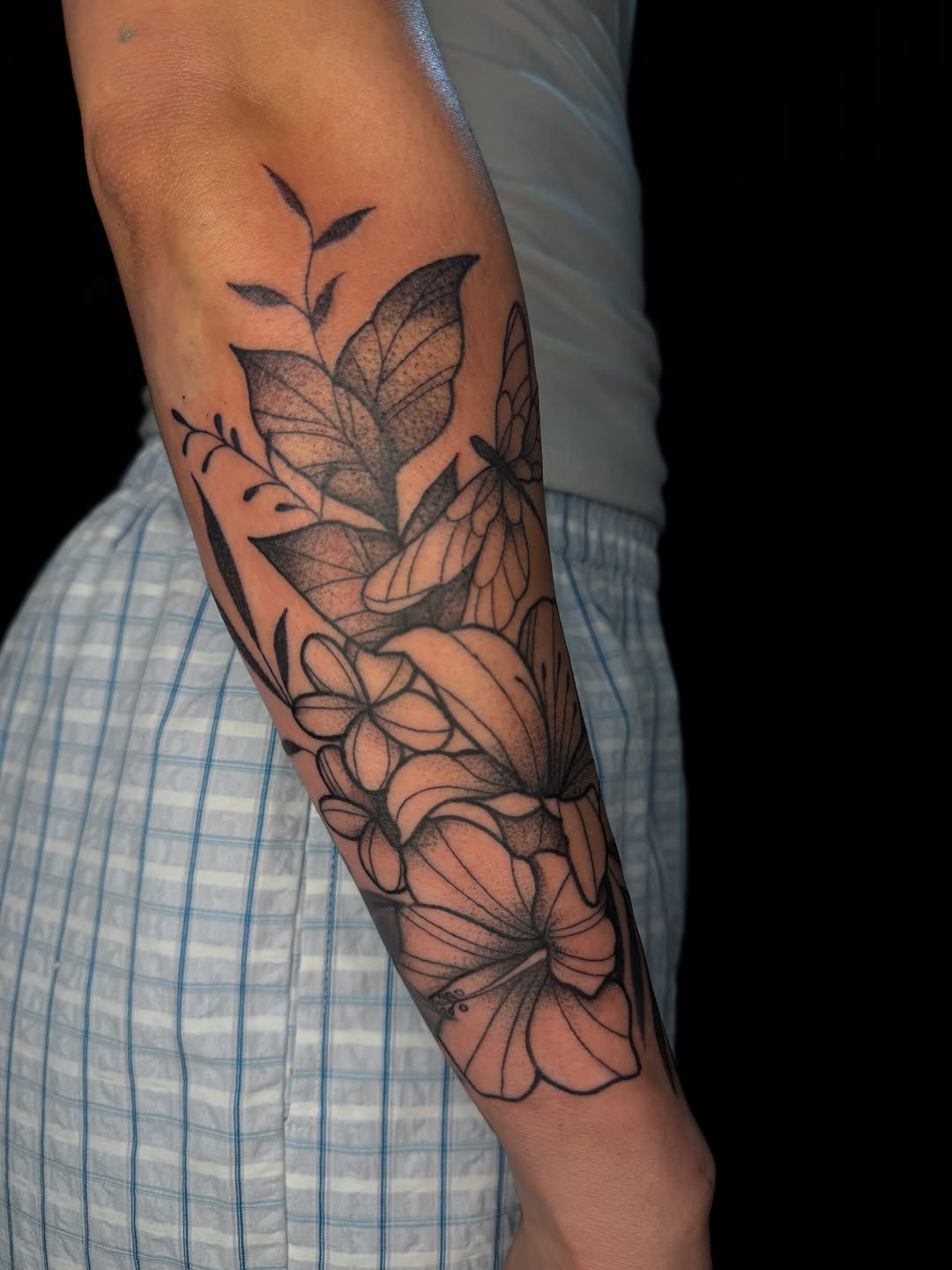 Tattoo by @inkbyjordant — black_and_grey