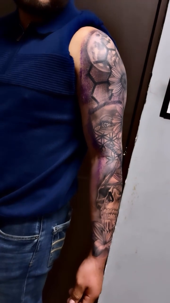Tattoo by @diego20777 — realism, black_and_grey