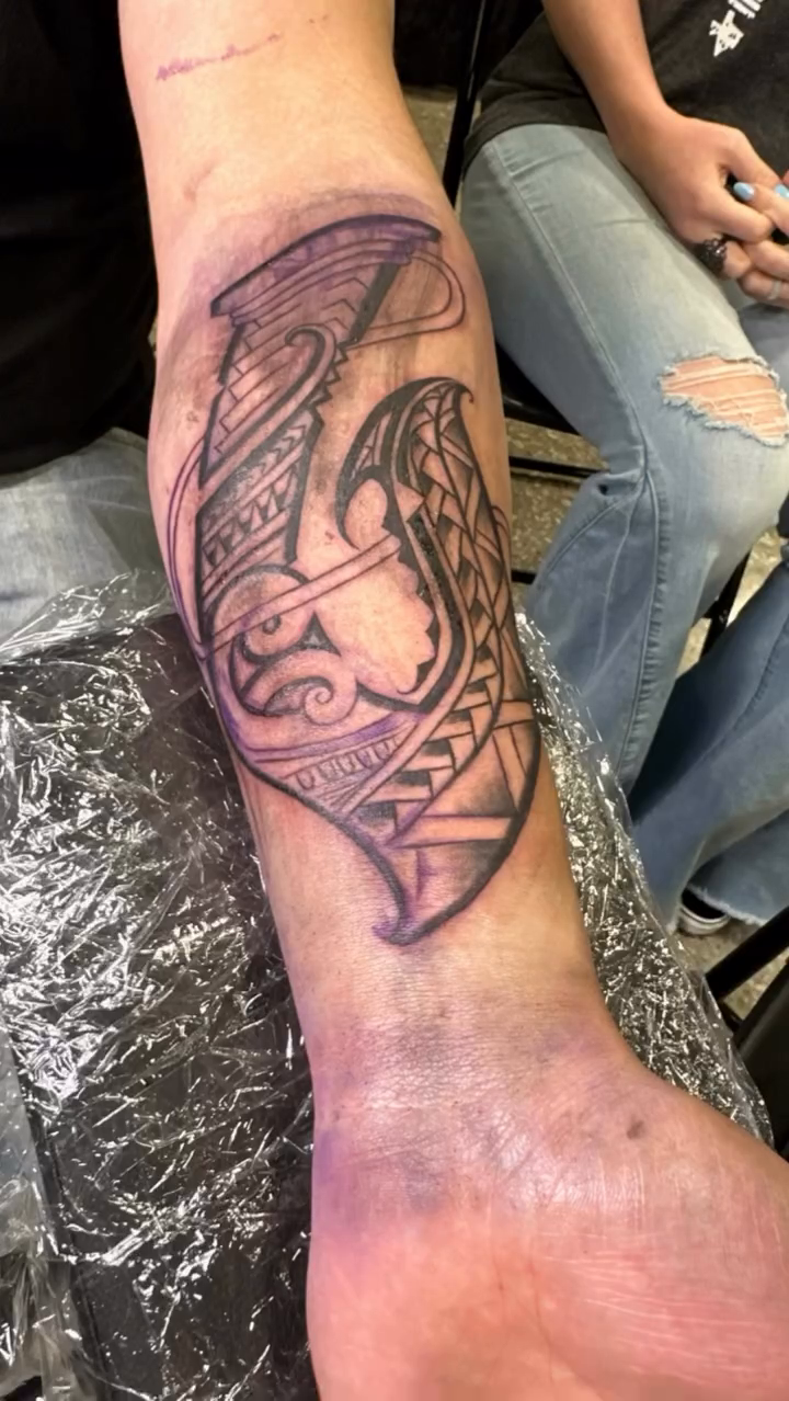 Tattoo by @ronnie.tatz β tribal