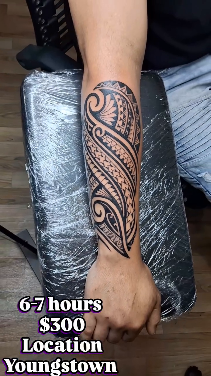 Tattoo by @fairyworldtattoo โ tribal, blackwork