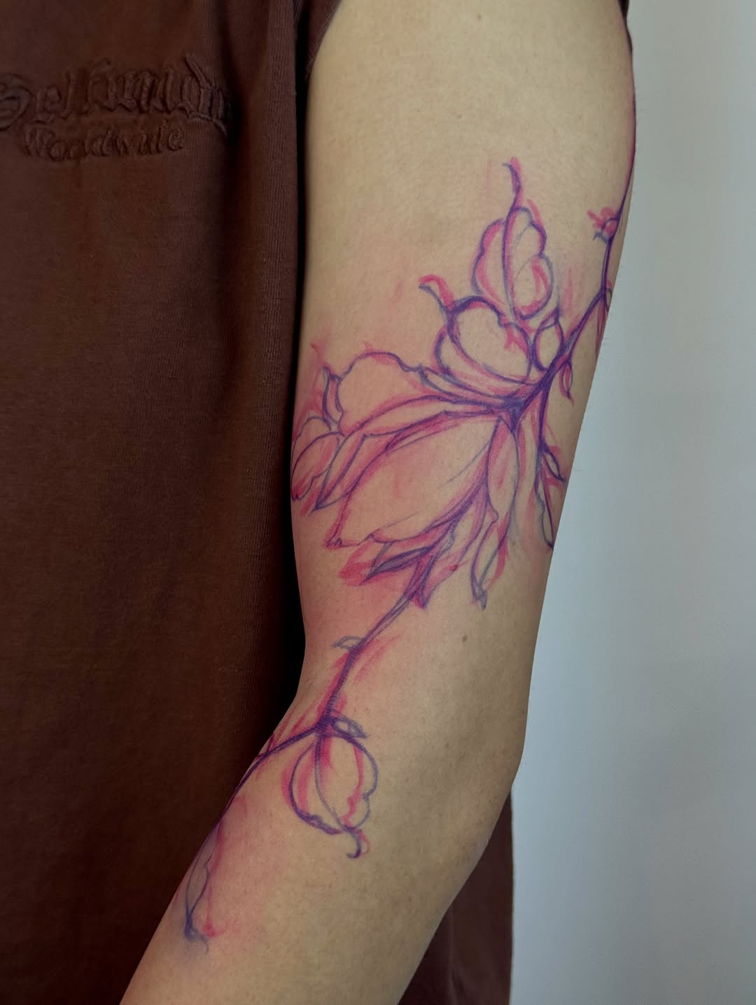 Tattoo by @medusas.ink.co — illustrative, sketch