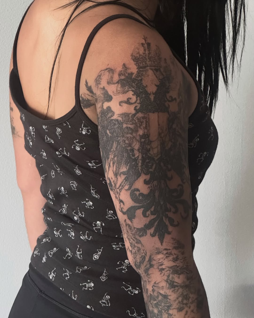 Tattoo by @douohv — blackwork