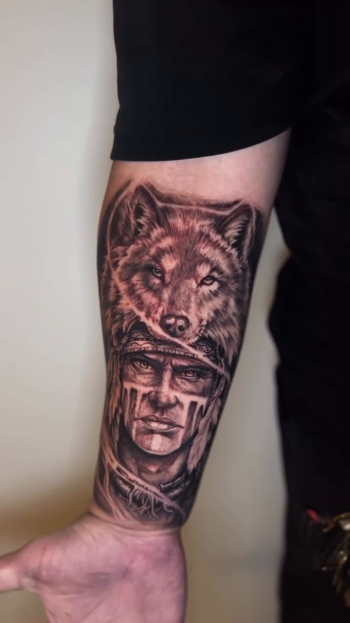 Tattoo by @rachelsolidarios β realism, black_and_grey