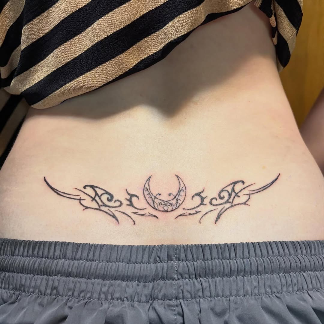 Tattoo by @cmillsink — fine_line, ornamental