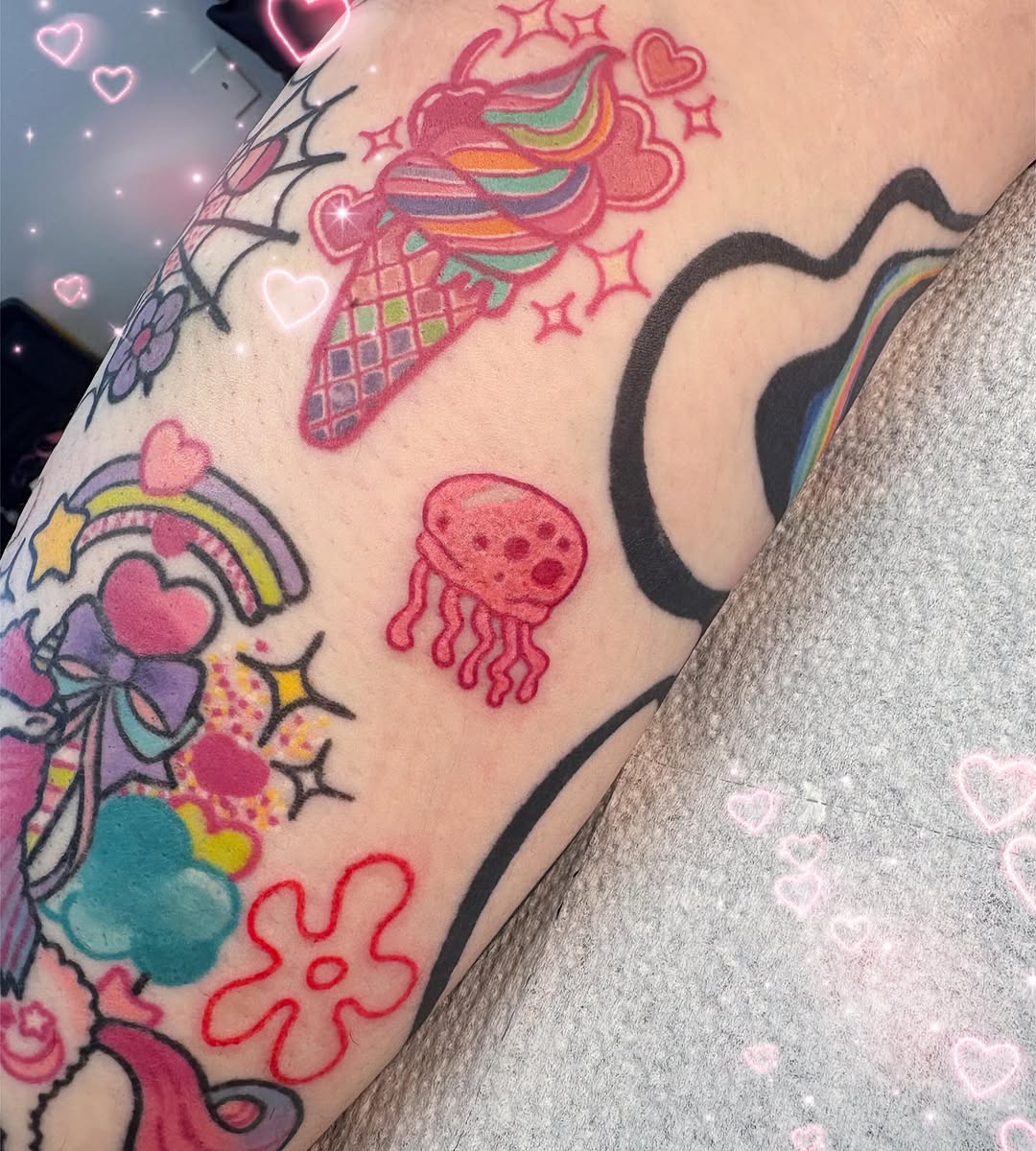 Tattoo by @xxhoneyxdripxx — new_school