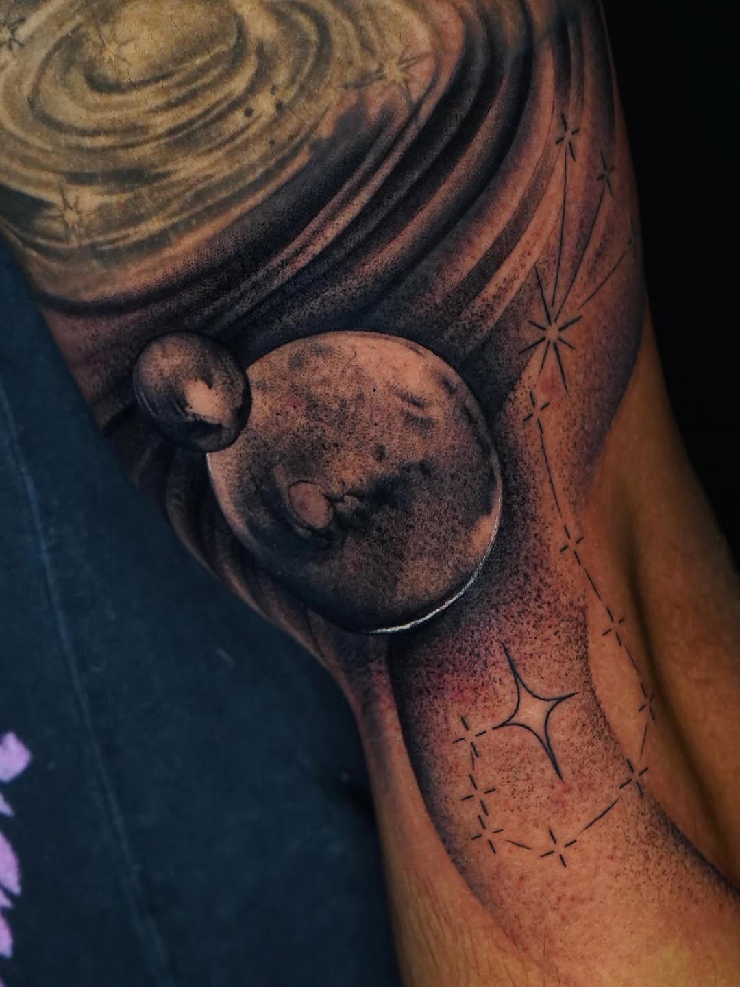 Tattoo by @imrashadorlando — realism, dotwork