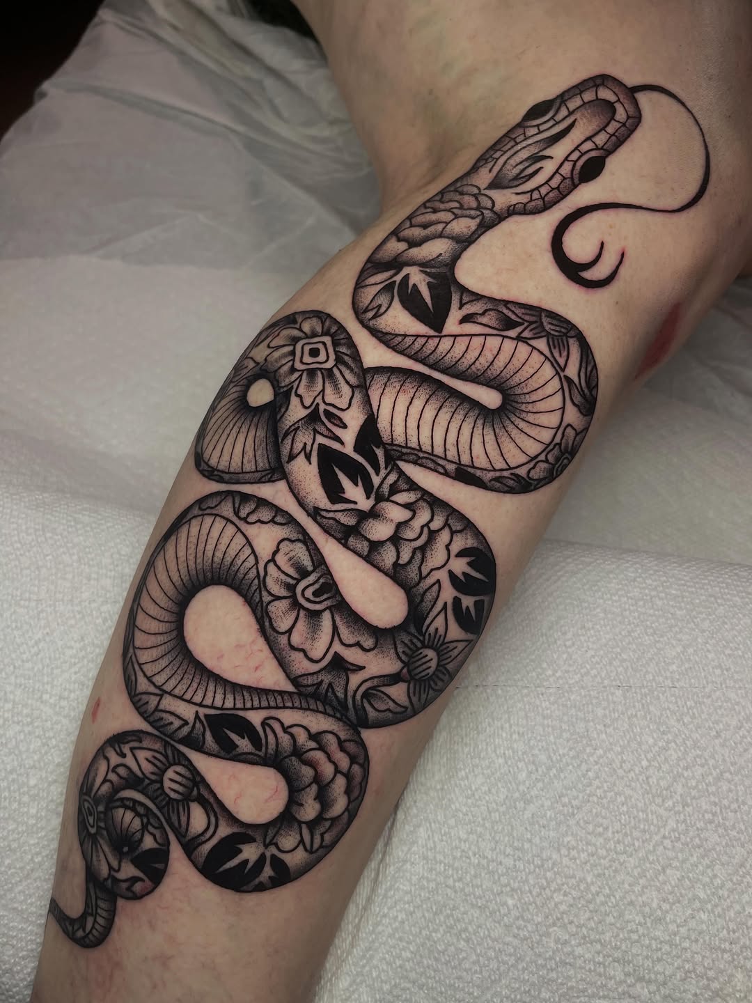 Tattoo by @marquiwatling — blackwork