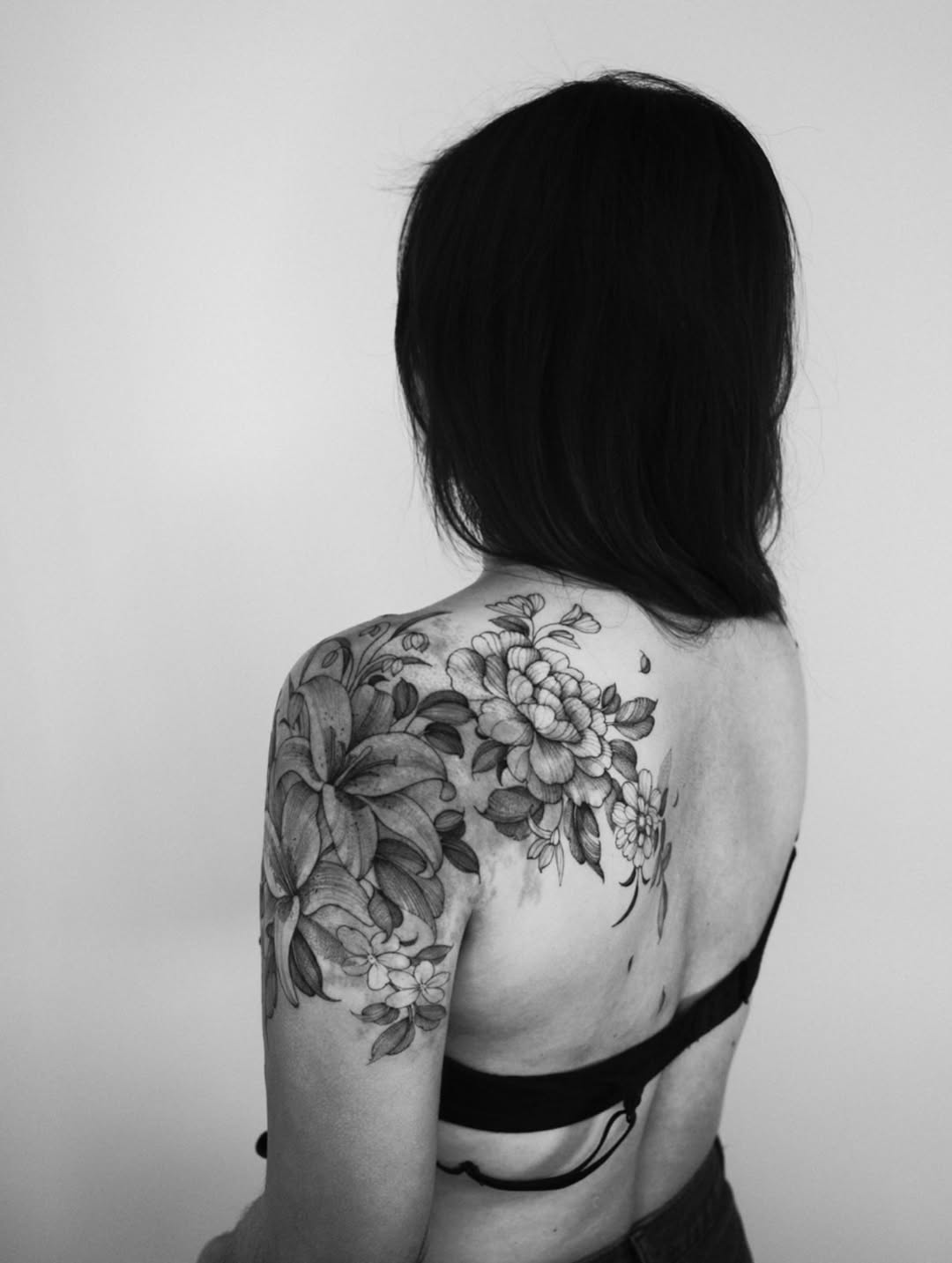 Tattoo by @lorietattoos โ black_and_grey