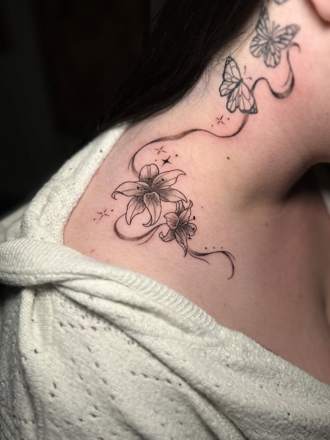 Tattoo by @gnat_art โ fine_line